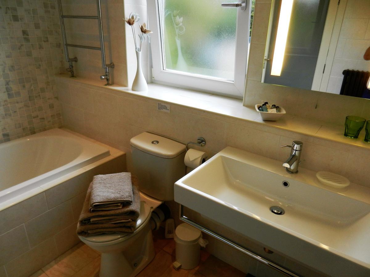 Ffynnon Fendigaid Bed And Breakfast 에버포스 외부 사진