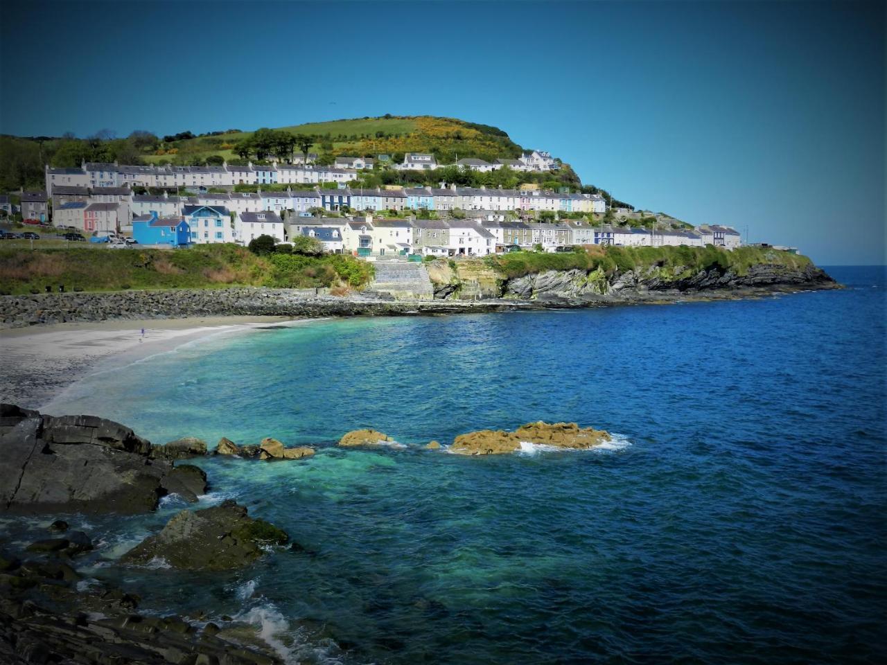 Ffynnon Fendigaid Bed And Breakfast 에버포스 외부 사진